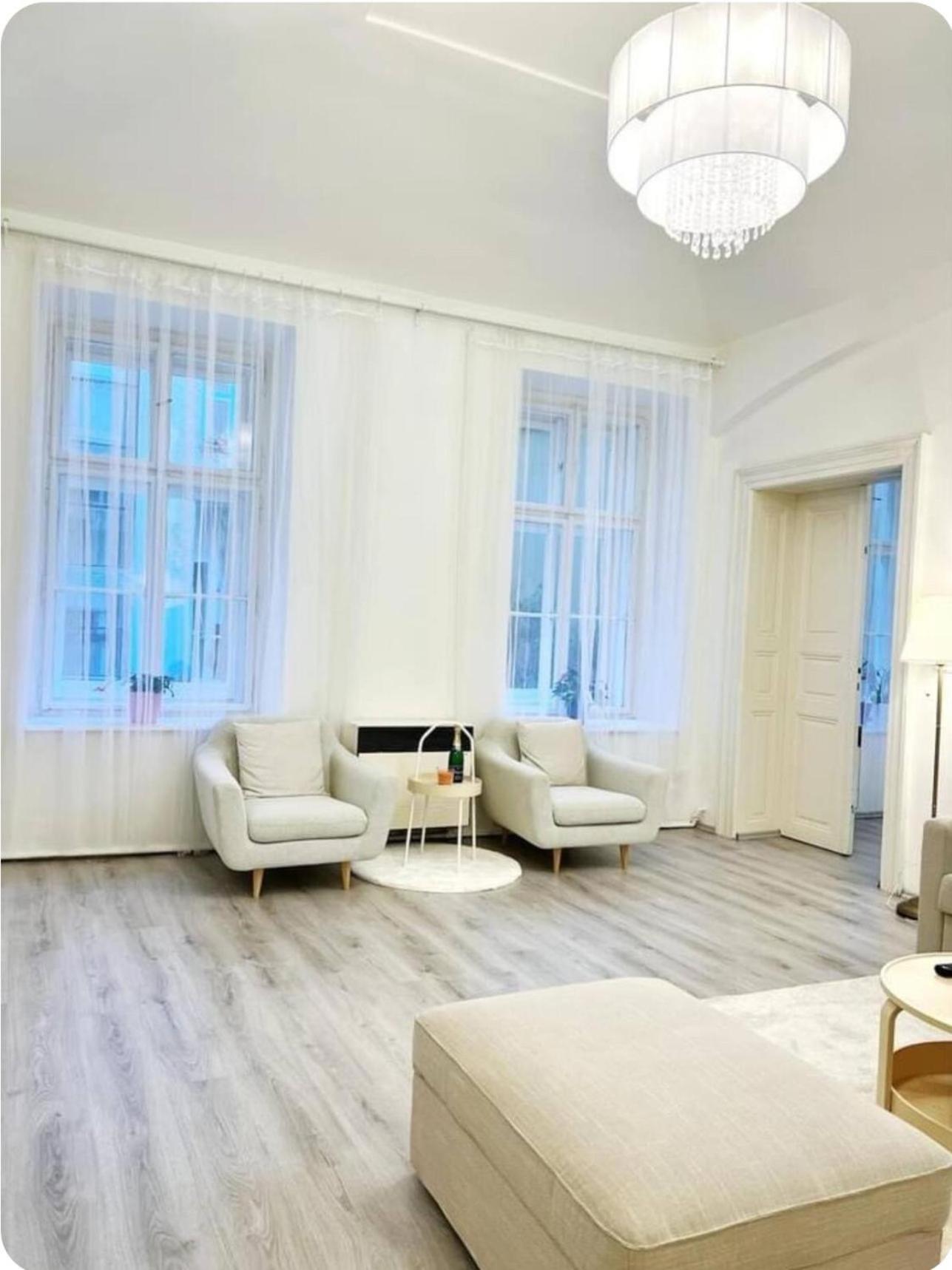 Apartment Centrum 1 95m2 Prague
